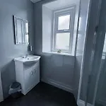 בית הארחה Thornleigh - Free On Street Parking ווינדרמר