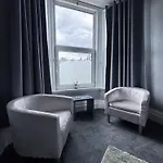 Thornleigh - Free On Street Parking ווינדרמר