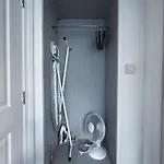 Thornleigh - Free On Street Parking ווינדרמר