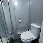 Thornleigh - Free On Street Parking 4* ווינדרמר