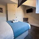 Penzion Thornleigh - Free On Street Parking 4*