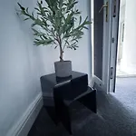 Thornleigh - Free On Street Parking בית הארחה 4*