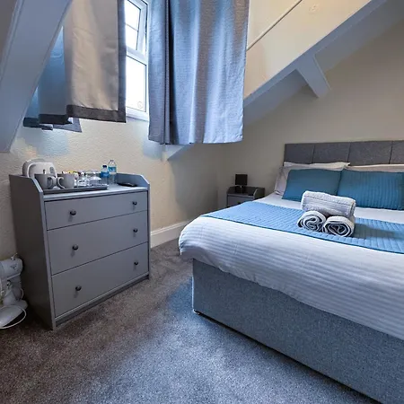 Thornleigh - Free On Street Parking Guest house