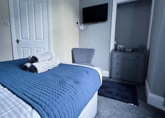 Thornleigh - Free On Street Parking 4*