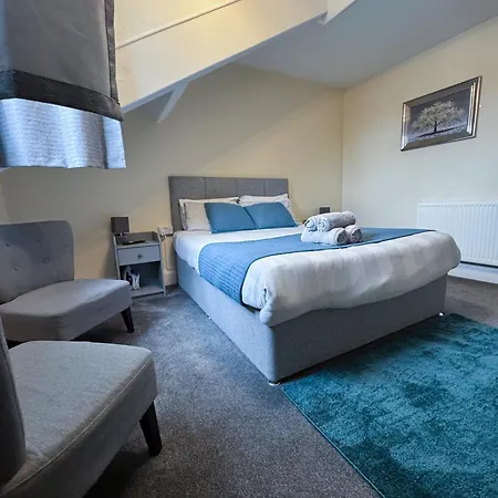 Thornleigh - Free On Street Parking Windermere