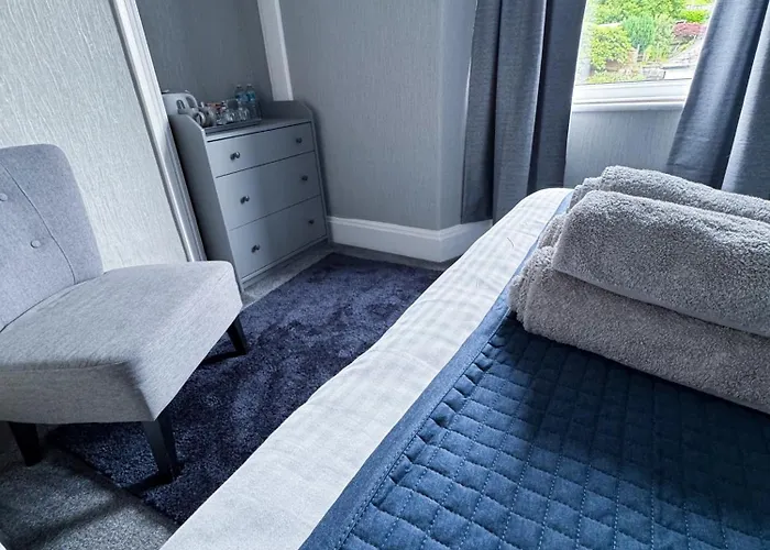 Thornleigh - Free On Street Parking بيت ضيافة ويندرمير